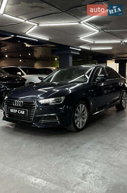 Седан Audi A4 2018 в 