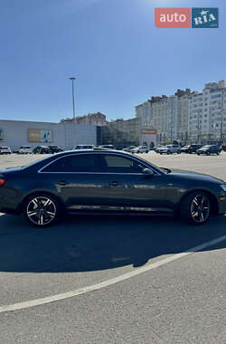Седан Audi A4 2017 в 
