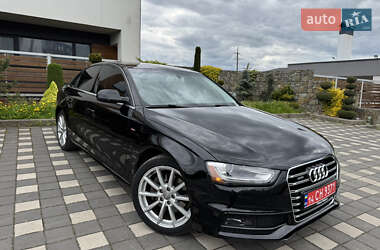 Седан Audi A4 2015 в 