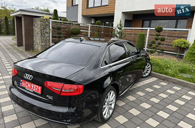 Седан Audi A4 2015 в 