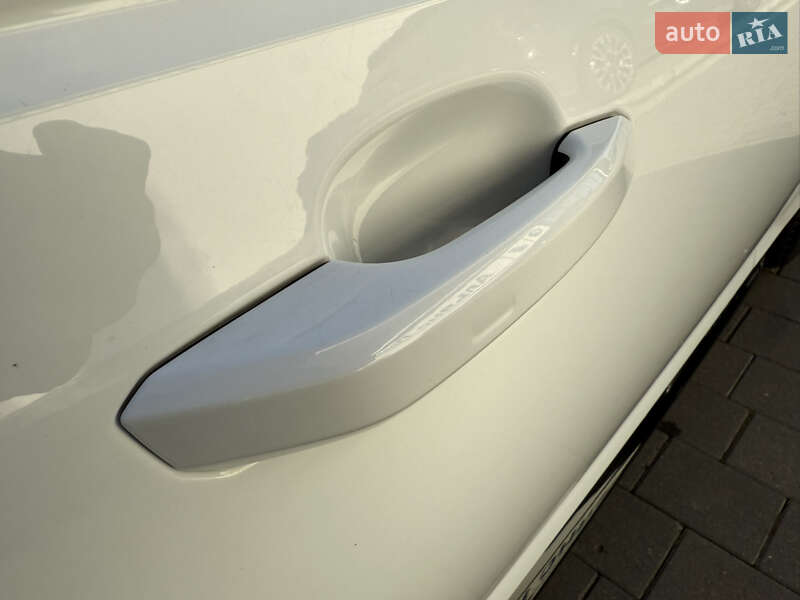 Седан Audi A4 2019 в Ивано-Франковске