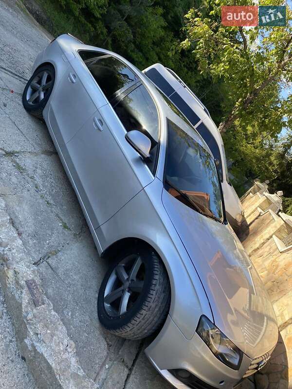 Седан Audi A4 2008 в Ужгороде