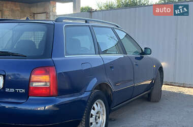 Универсал Audi A4 1998 в 