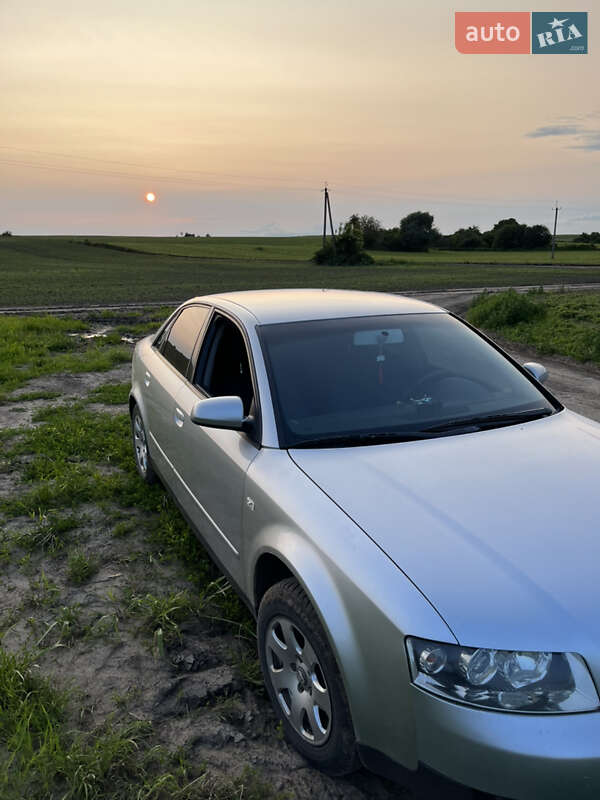 Седан Audi A4 2002 в Млиніві фото 2 Седан Audi A4 2002 в Млиніві