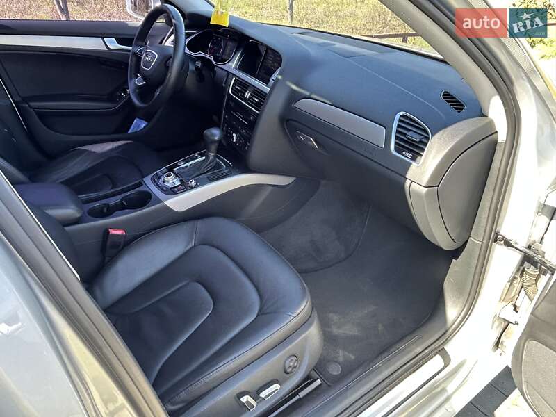 Седан Audi A4 2014 в Черноморске