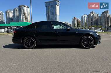 Седан Audi A4 2021 в 