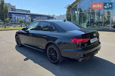 Седан Audi A4 2021 в 