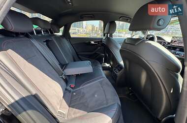 Седан Audi A4 2021 в 