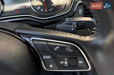 Седан Audi A4 2018 в 