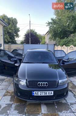 Седан Audi A4 2000 в 