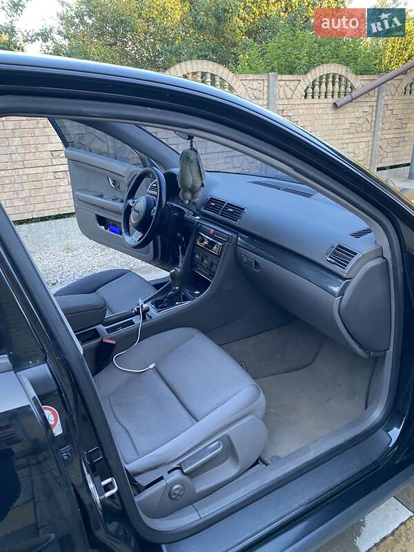 Седан Audi A4 2000 в Каменском