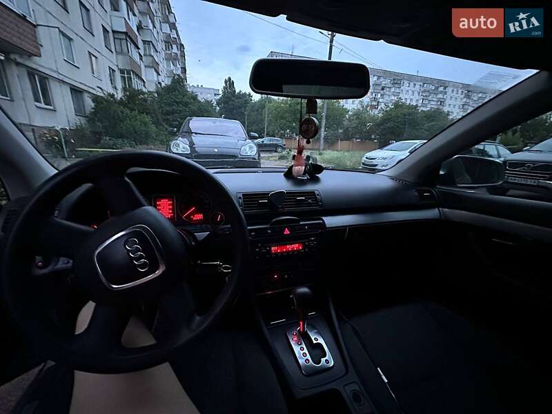 Седан Audi A4 2006 в 