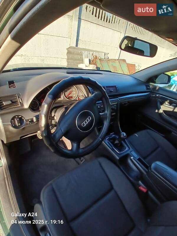 Седан Audi A4 2001 в Каменском