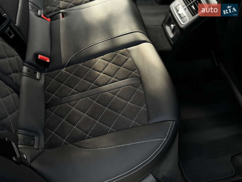 Универсал Audi A4 2021 в Львове