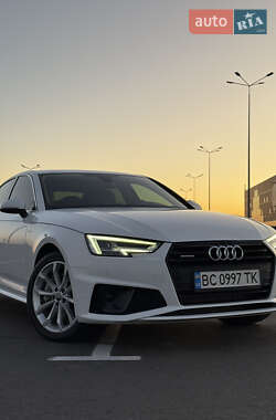Седан Audi A4 2019 в 