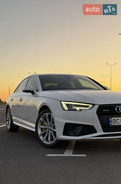 Седан Audi A4 2019 в 