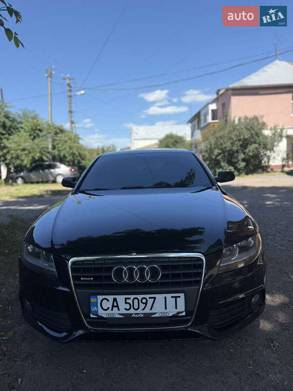 Седан Audi A4 2009 в 