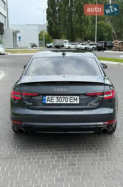 Седан Audi A4 2016 в 