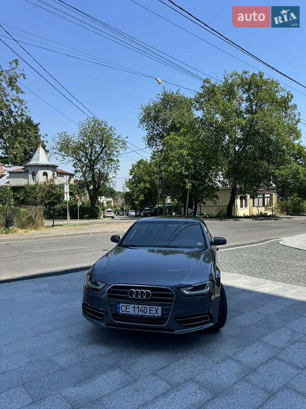 Седан Audi A4 2015 в Черновцах