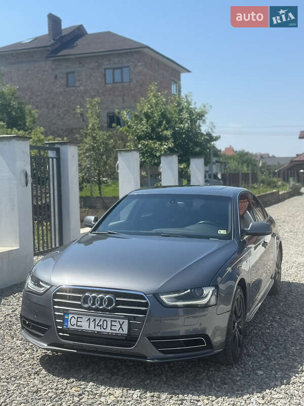 Седан Audi A4 2015 в Черновцах