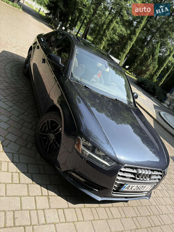 Седан Audi A4 2012 в Богородчанах