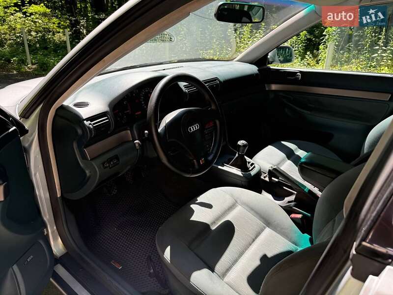 Универсал Audi A4 1999 в Луцке