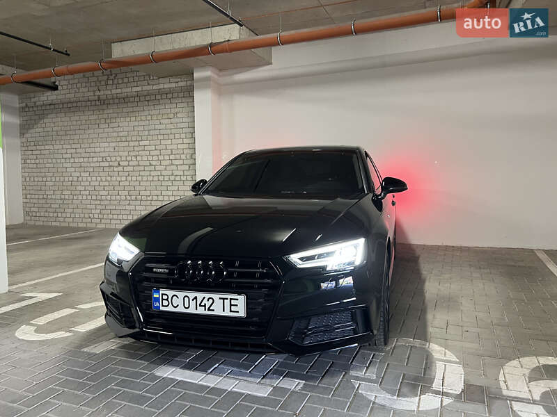 Седан Audi A4 2016 в Львове