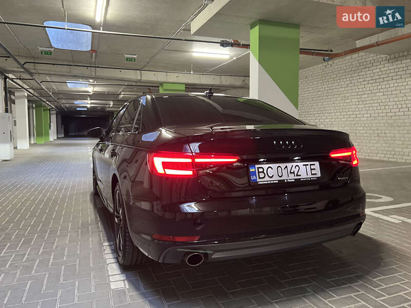 Седан Audi A4 2016 в Львове