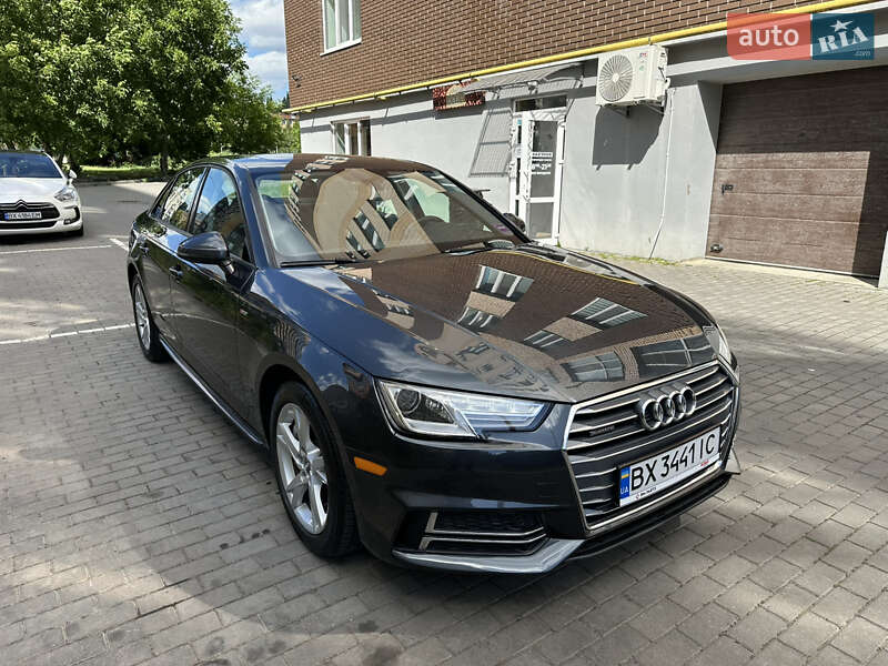 Седан Audi A4 2018 в Хмельницком
