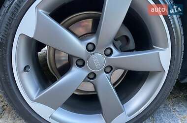 Седан Audi A4 2015 в Виннице