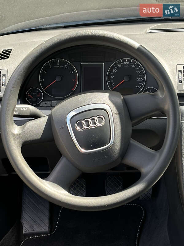 Универсал Audi A4 2006 в Смеле