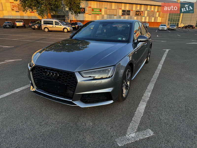 Седан Audi A4 2018 в Киеве