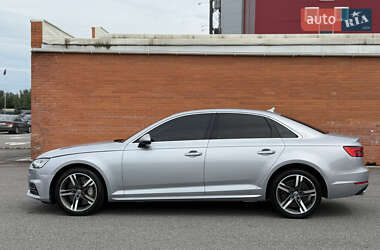 Седан Audi A4 2017 в 