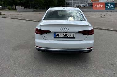 Седан Audi A4 2018 в 