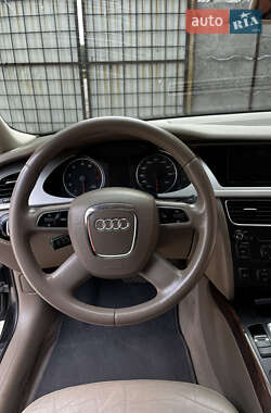 Седан Audi A4 2011 в 