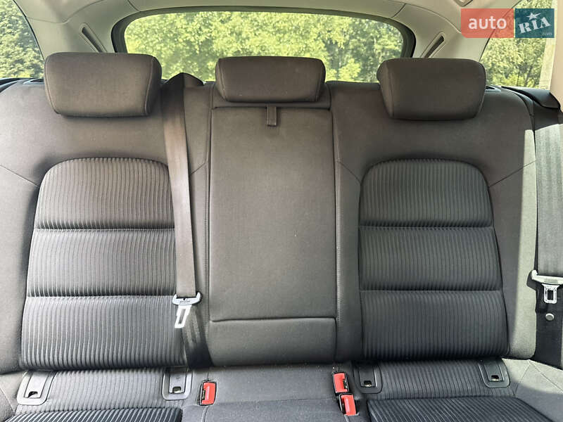 Універсал Audi A4 2011 в Бурштині