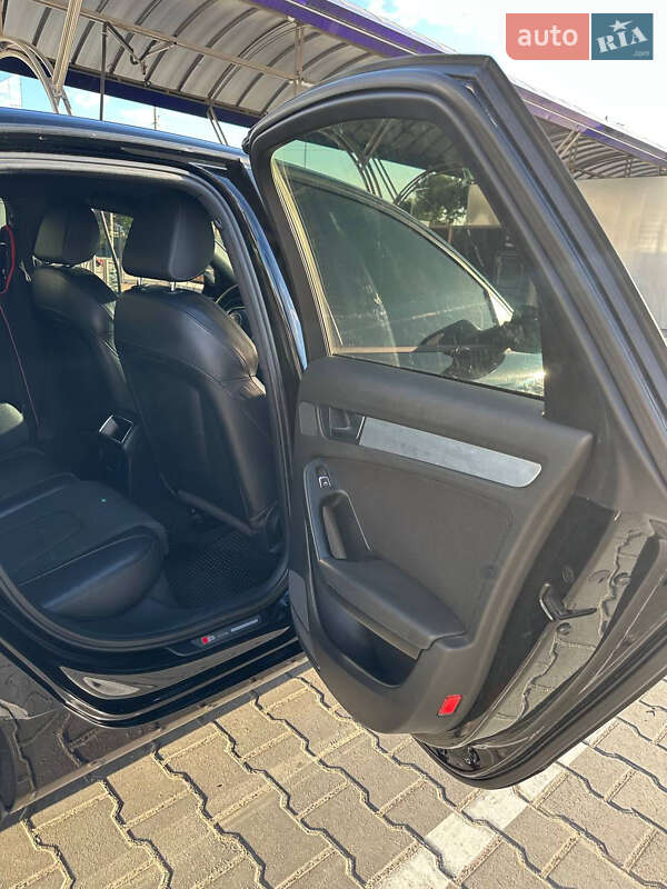 Седан Audi A4 2012 в Одессе