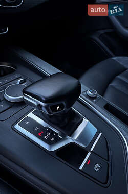 Седан Audi A4 2016 в 