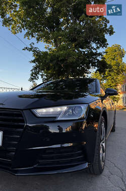 Седан Audi A4 2016 в 