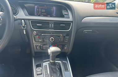 Седан Audi A4 2012 в 