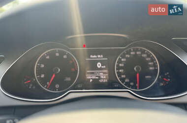 Седан Audi A4 2012 в 