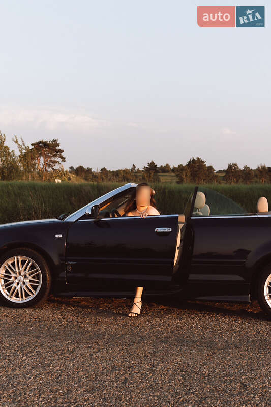 Кабриолет Audi A4 2003 в Василькове