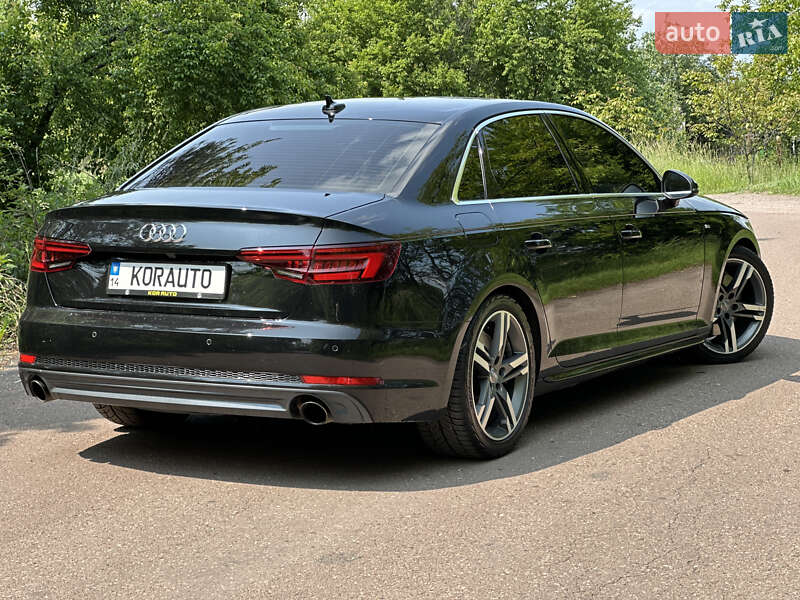 Седан Audi A4 2018 в Шептицькому