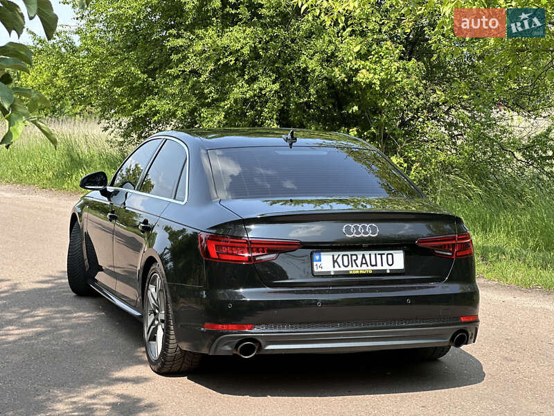 Седан Audi A4 2018 в Шептицькому