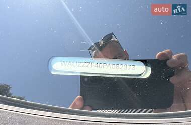 Седан Audi A4 2023 в 