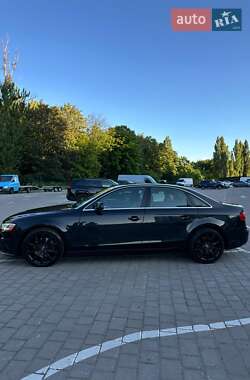 Седан Audi A4 2012 в 