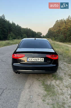 Седан Audi A4 2012 в 