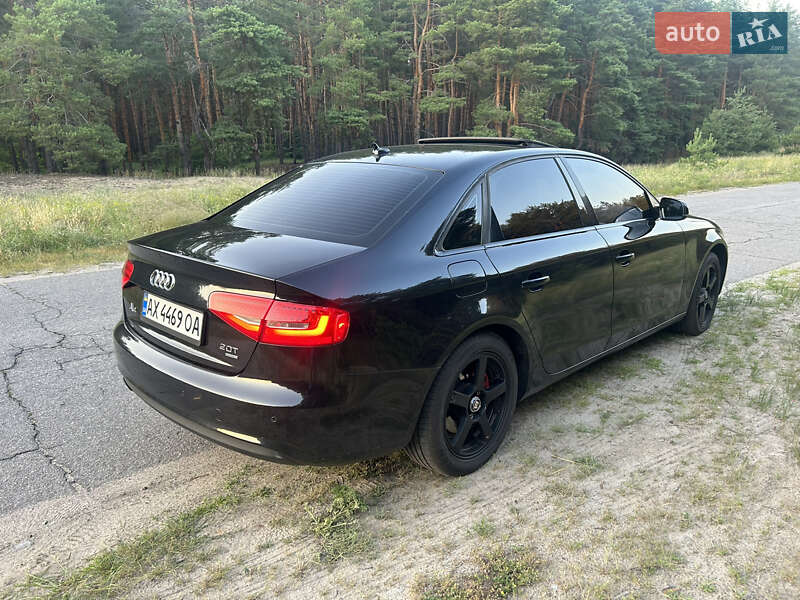 Седан Audi A4 2012 в Кременчуге