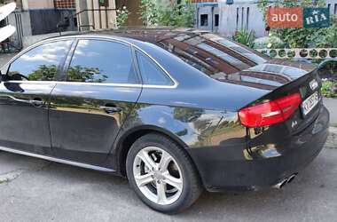 Седан Audi A4 2012 в 