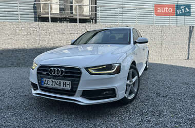 Седан Audi A4 2015 в Луцке